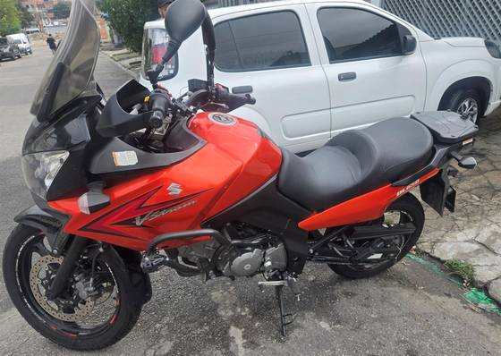 SUZUKI V-STROM 650 ABS SUZUKI V-STROM 650 ABS